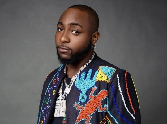 Davido Gives N237 Million To 422 Nigerian Orphanages